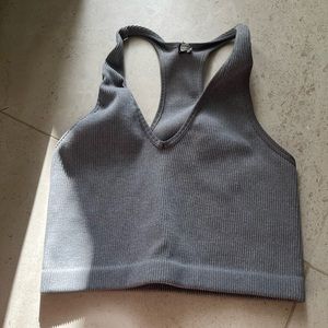 workout top